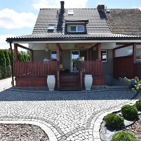 Spacious Holiday In By The River Vakantiehuis *