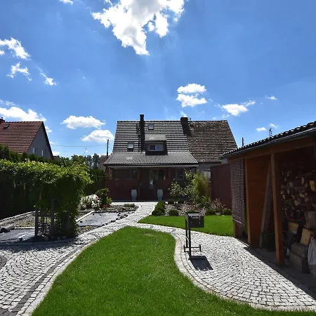 Spacious Holiday In By The River Vakantiehuis *