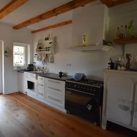 Spacious Holiday In By The River Vakantiehuis *